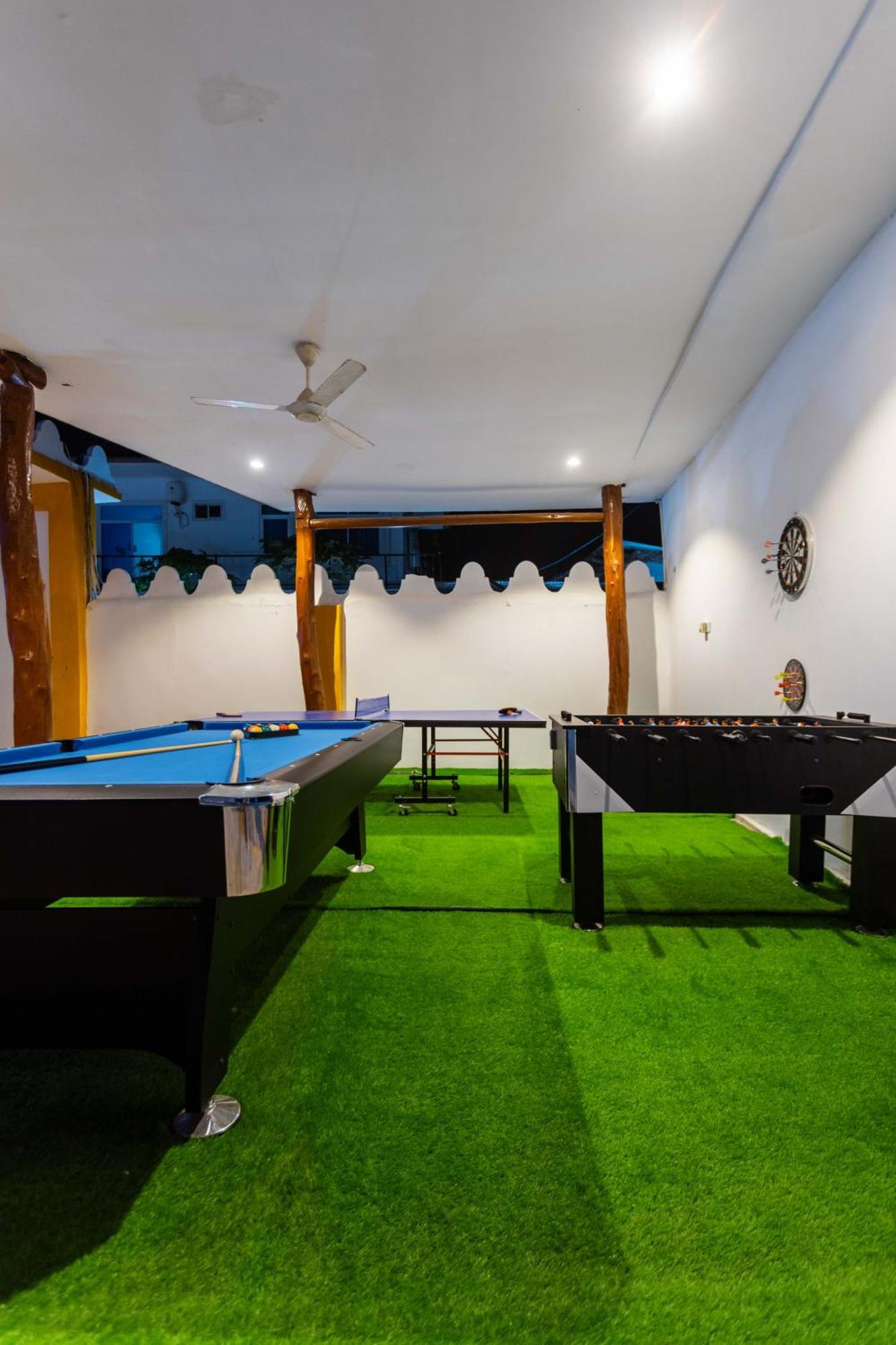 Hotel Canary &
