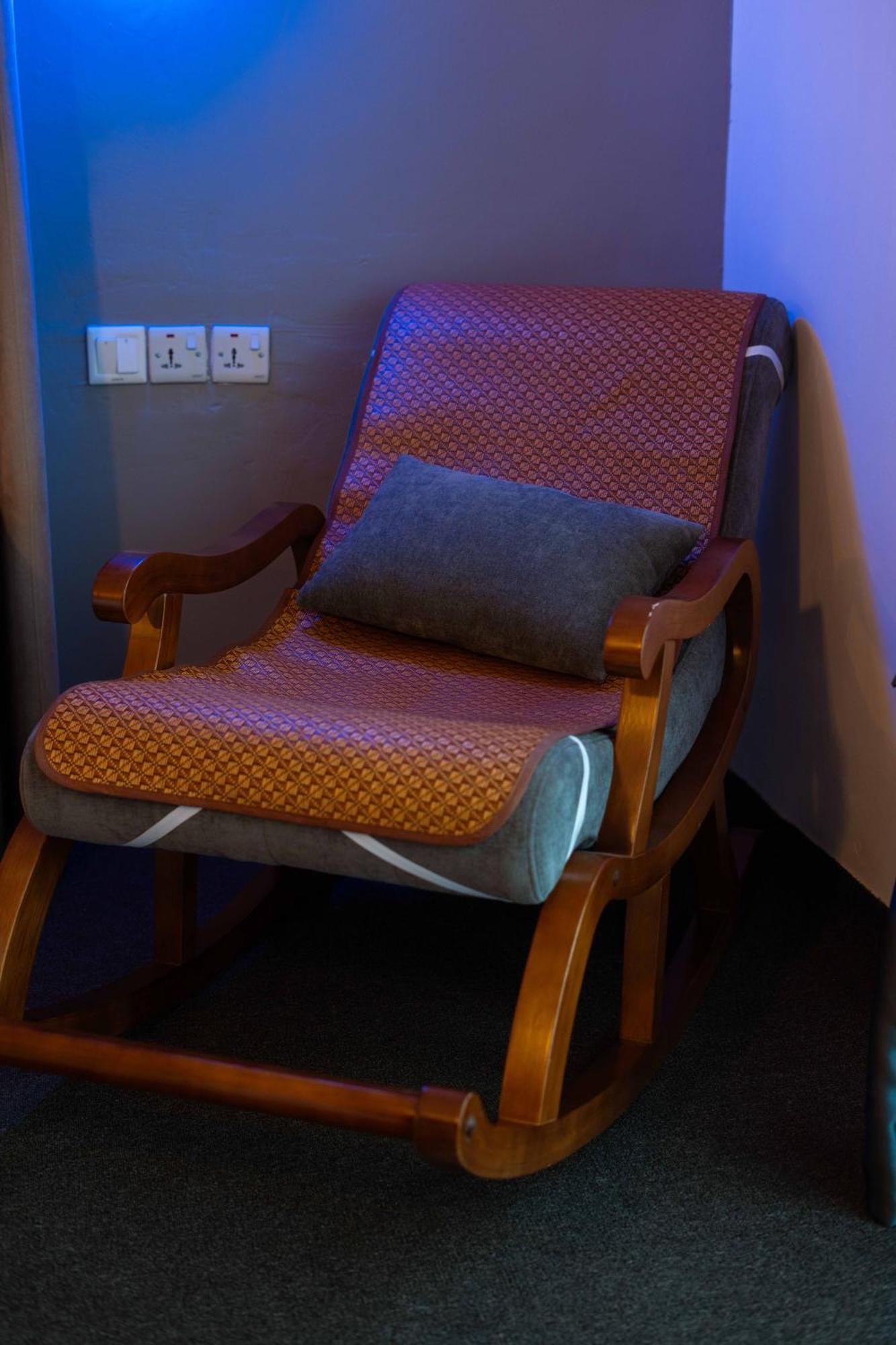 Hotel Canary &